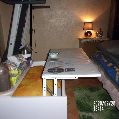 Appartement Une halte sur Valence à Valence  Extérieur photo